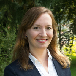 Dr. Daniela Bäcker