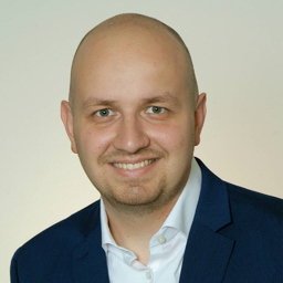 Dipl.-Ing. Carsten Born