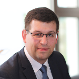 Dr. Felix Kümmel