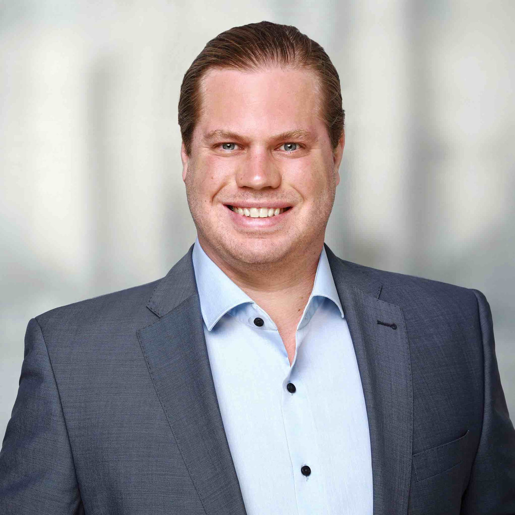 Jonathan Bruegmann International Management Munich Business School