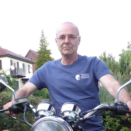 Dr. Thomas Traxl