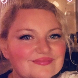 Monika Gorka-Uchman / Nika Gorka 