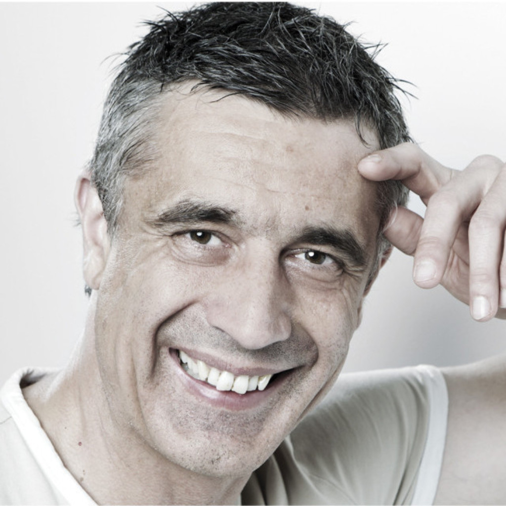 Marco Cavadini Mitarbeiter Corporate Communications Vitra AG XING