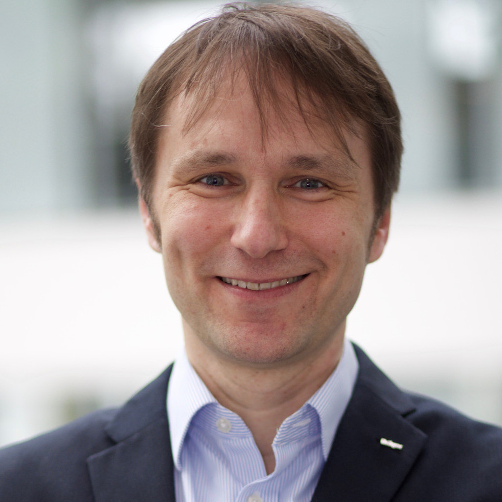 Philipp Weidlich Corporate Design Consultant & Supervisor