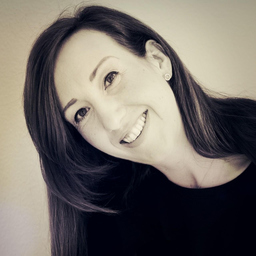 Janine Staps
