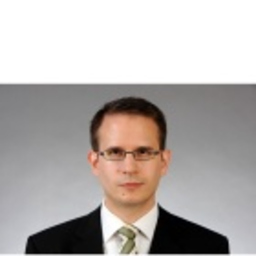 Dr. Tim Baumann