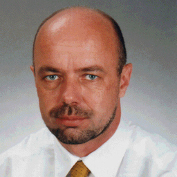 Dr. Uwe Schlegel
