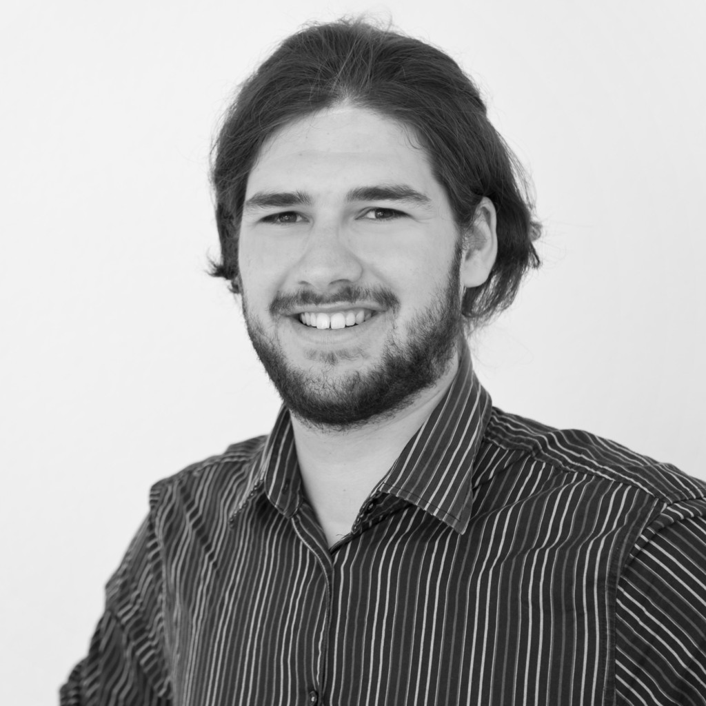 Bernhard Hering Code Künstler und Visionär Blogbox UG XING