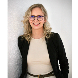 Denisé Höfer