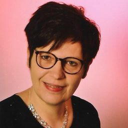 Corinna Henze