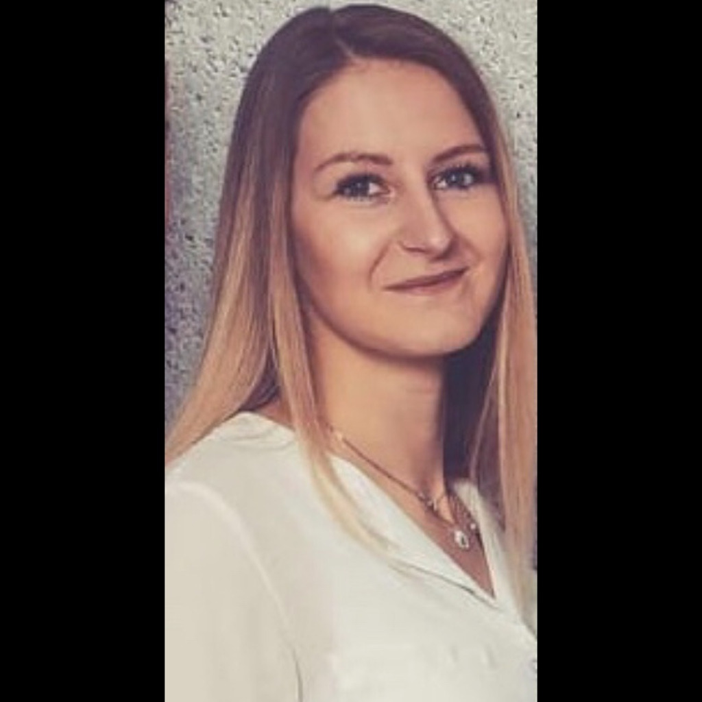 Vanessa Heß Investment Manager CI Invest AG XING