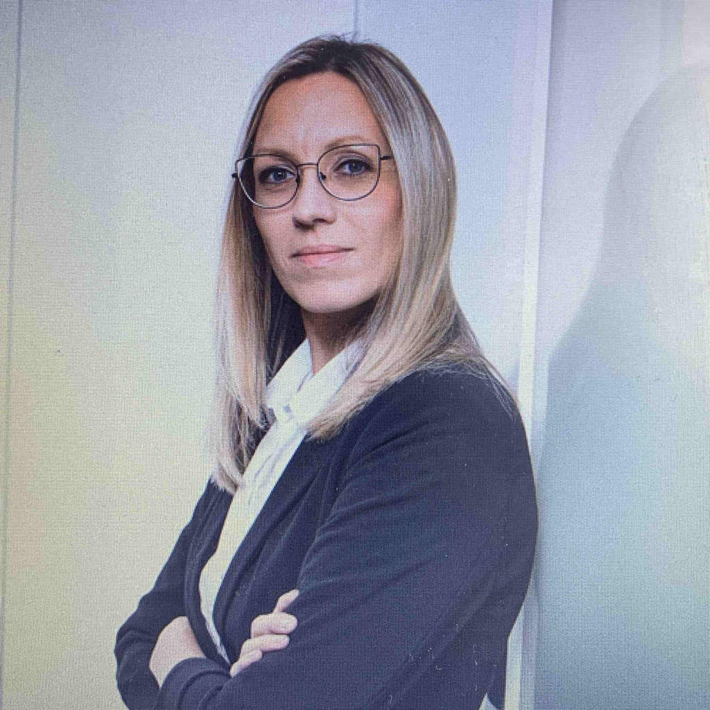 Christina Birk - Teamassistentin - Orsay global GmbH | XING