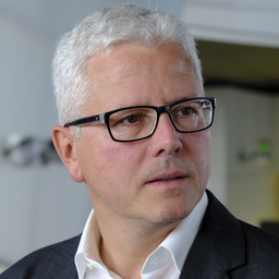 Karlheinz Rau