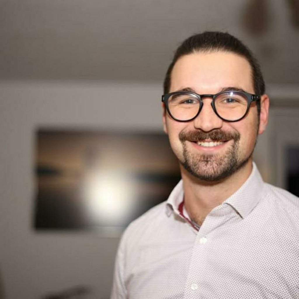 Simon Hirschfeld BIM Koordinator / Document Management Carl Zeiss