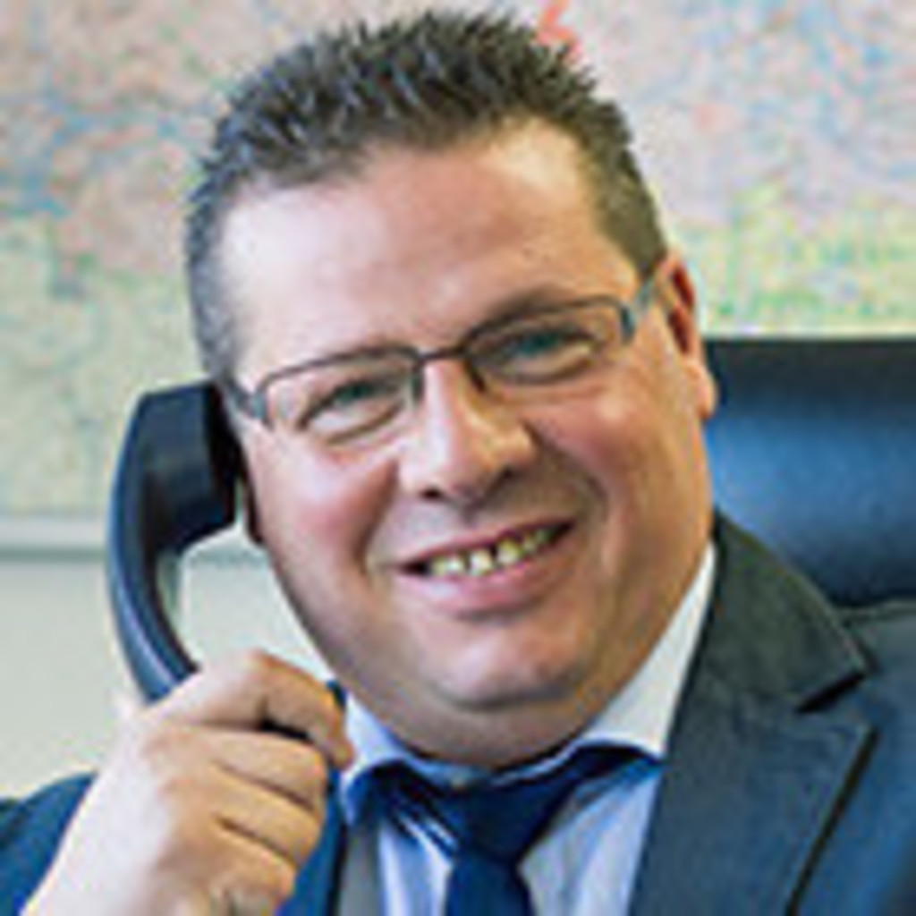 Giuseppe Terrazzino Geschäftsführer L&B Baustoffhandel GmbH & Co.KG