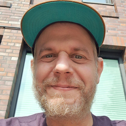 Simon Bach