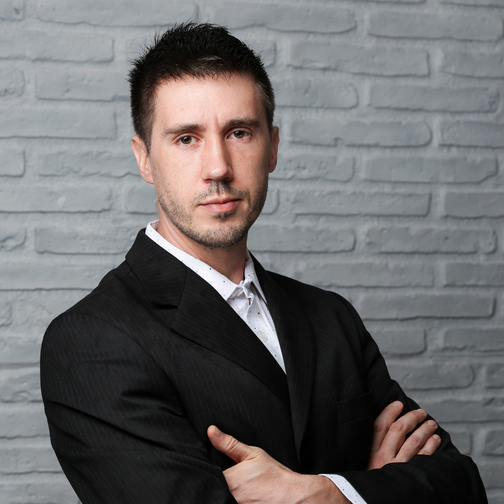 Robert Schacht Planungsingenieur für Photovoltaikanlagen SunStrom