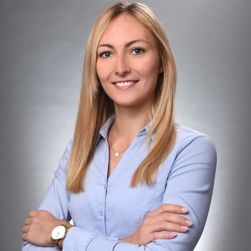 Anne Mayer Manager apsolut GmbH XING