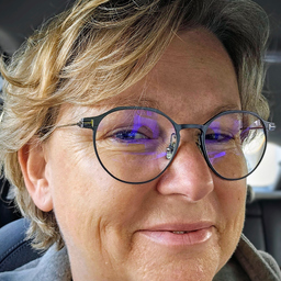 Elke Wiedenau
