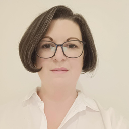 Katrin Lenz