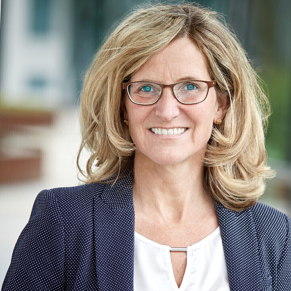 Sylvia Gärtner Geschäftsleitung Personal I Beirätin Zeppelin Rental