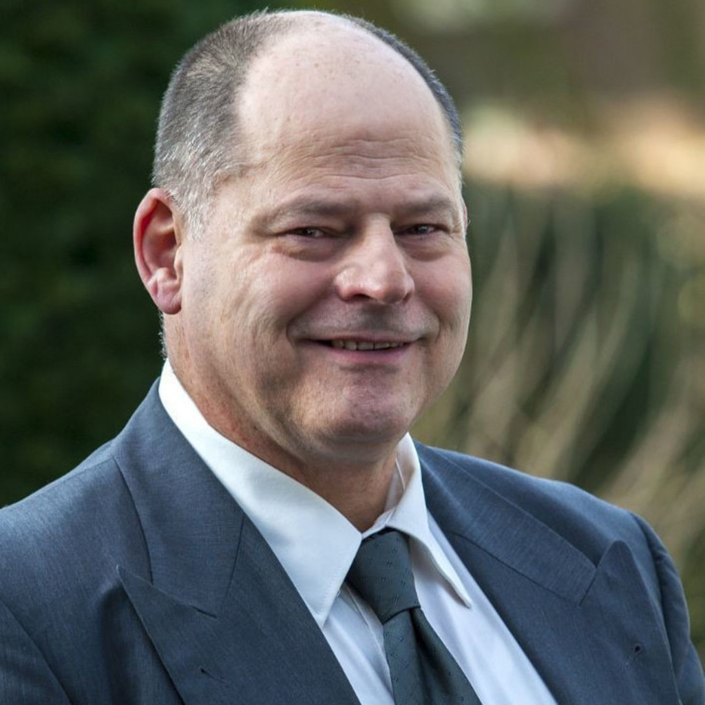 Hermann Hamacher Geschäftsführer Ihr Raumausstatter Hermann