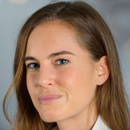 Nadine Hartl