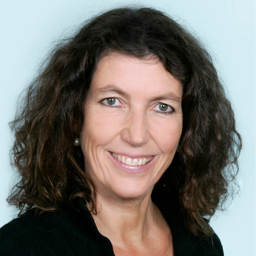 Simone Straub