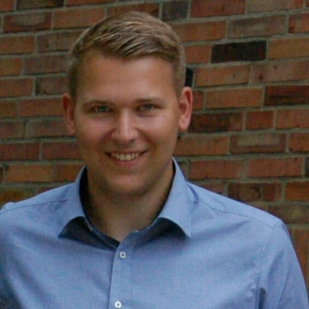 JanErik Suhr Manager HR Controlling and Compensation & Benefits