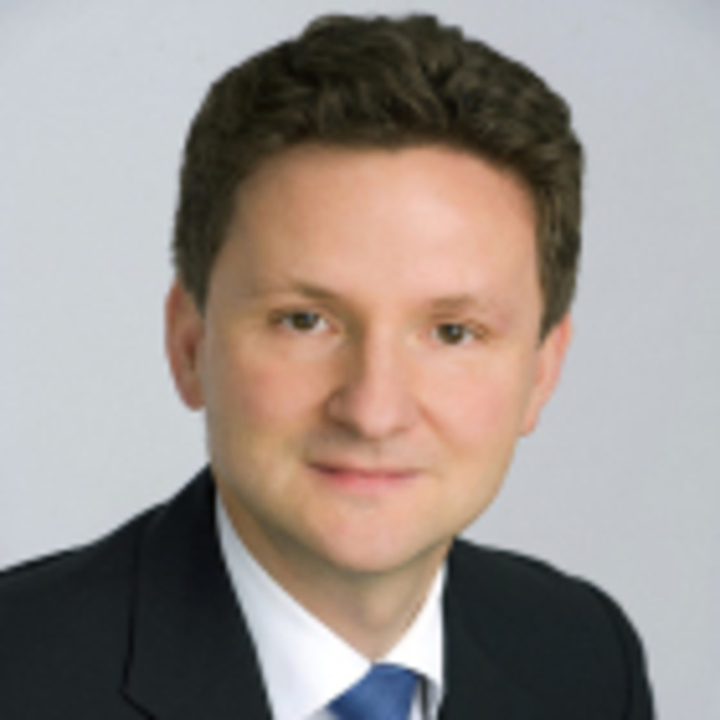 Dr. JörnPeter Grisse Director Deutsche Bank AG XING