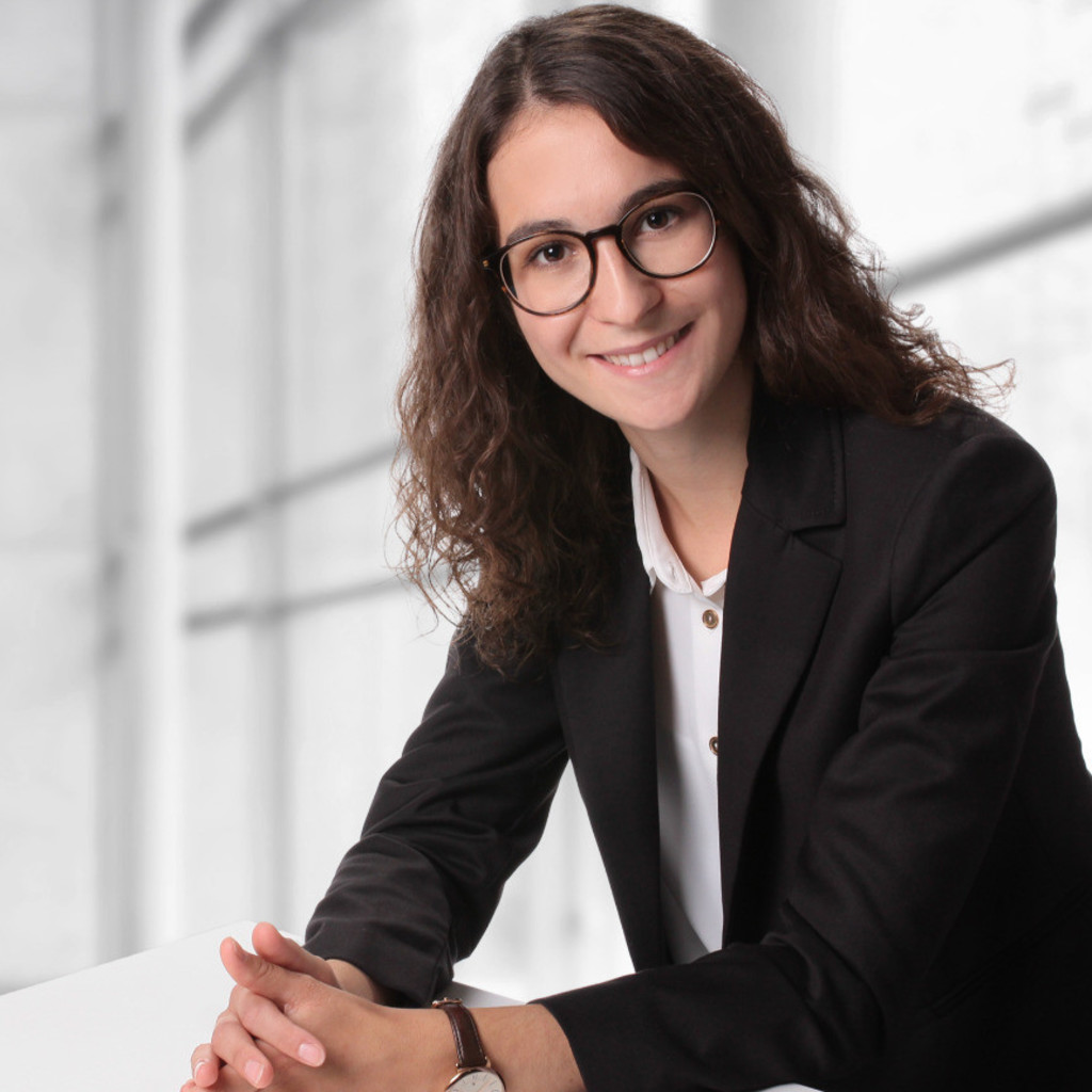 Simone Sieber Assistenz der Geschäftsführung compassio B.V. & Co. KG XING Simone Sieber Assistenz der Geschäftsführung compassio B.V. & Co. KG XING