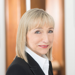 Dr. Sabine Hellwege