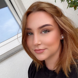Xenia Pellert