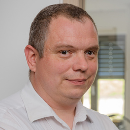 Lars Dietrich