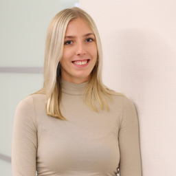 Carolin Bäker