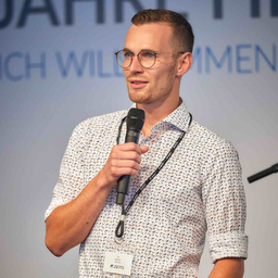 Lukas Zettl