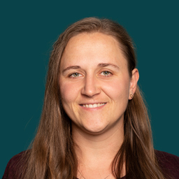 Dr. Julia Stötzel