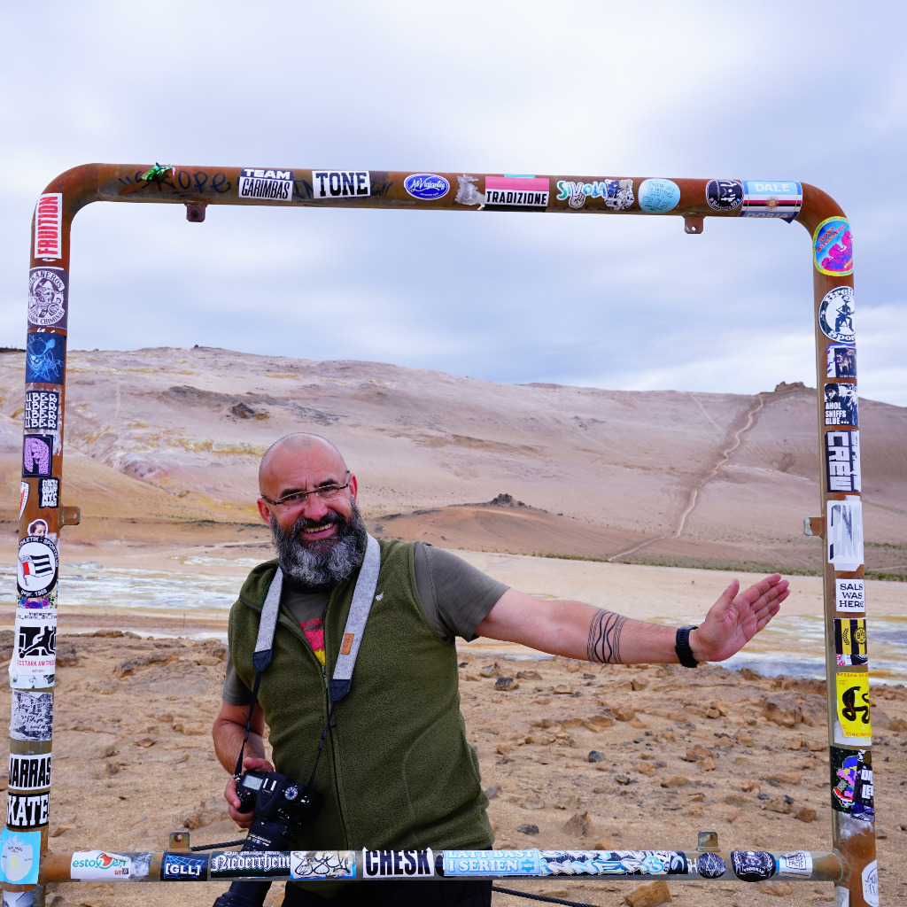 Alberto Perandones Owner ExiBIT XING