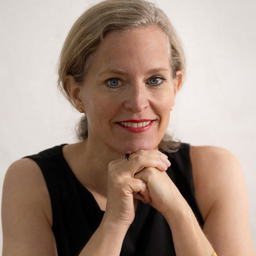 Dr. Anna Lammers