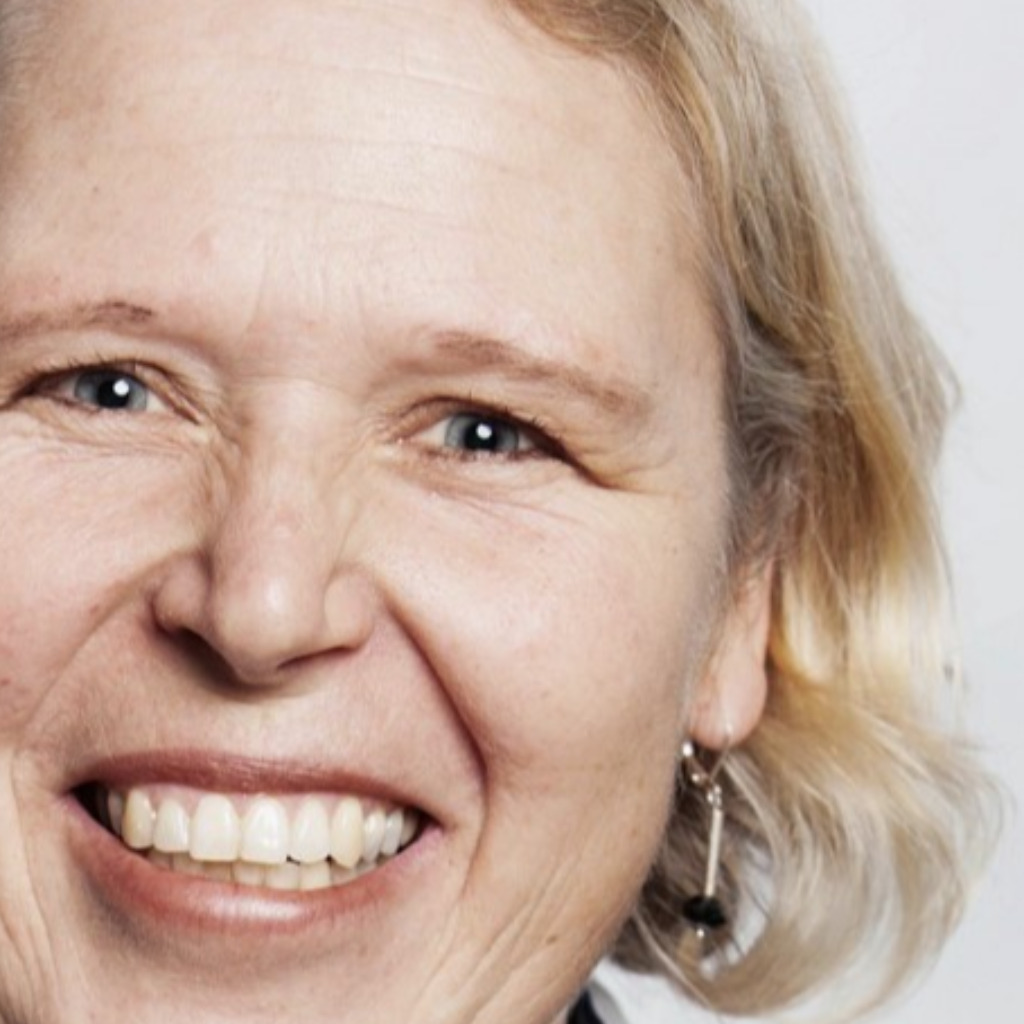 Kerstin Hoffbauer Koordinatorin Universit t Hohenheim XING