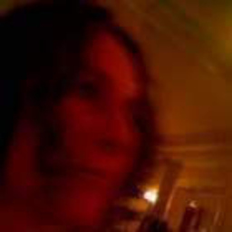 Dr. Nina Hartl