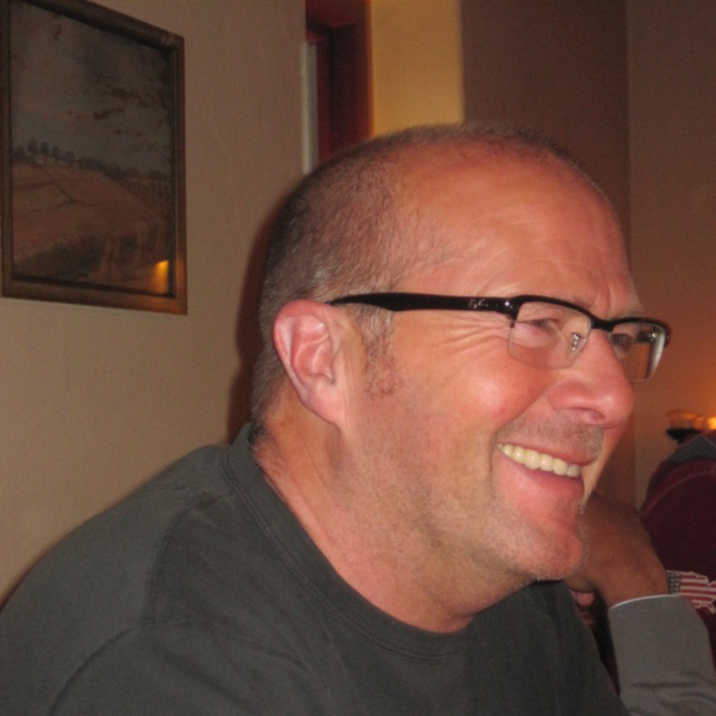 Volker Richter in der Personensuche von Das Telefonbuch