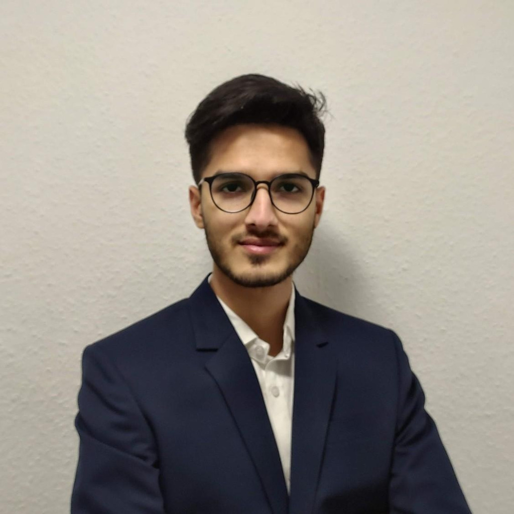 Amey guthe operations intern amazon logistics xing