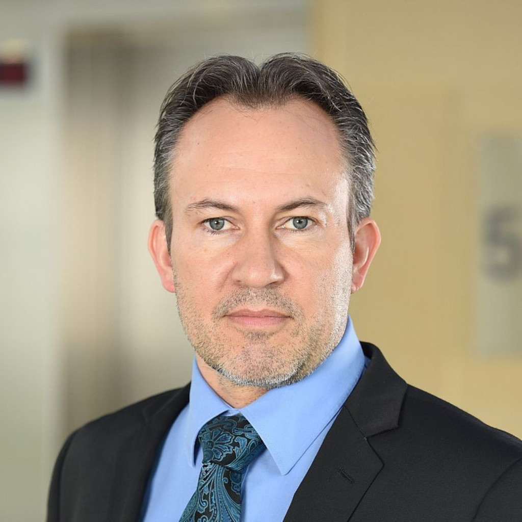 Arne Beyer ITLeiter bayme vbm vbw Die Bayerische Wirtschaft XING