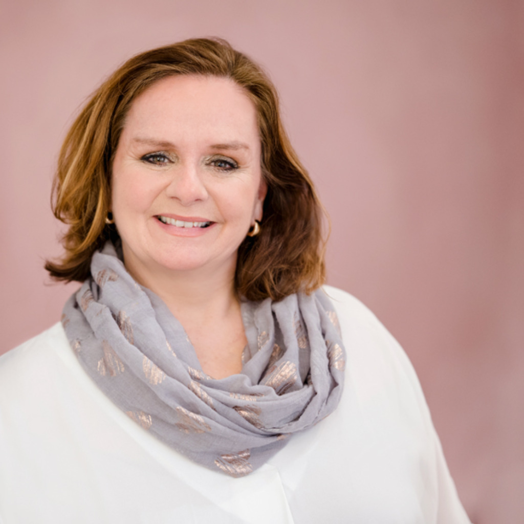 Cornelia Jaeger Peoplemanagement & New Leadership Scrum Master PSM