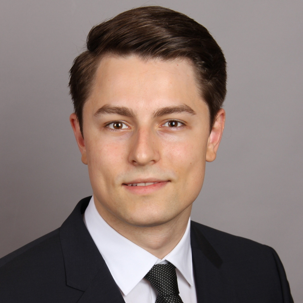 Christoph Beyer Head of Dealer Network Animation Dacia Renault