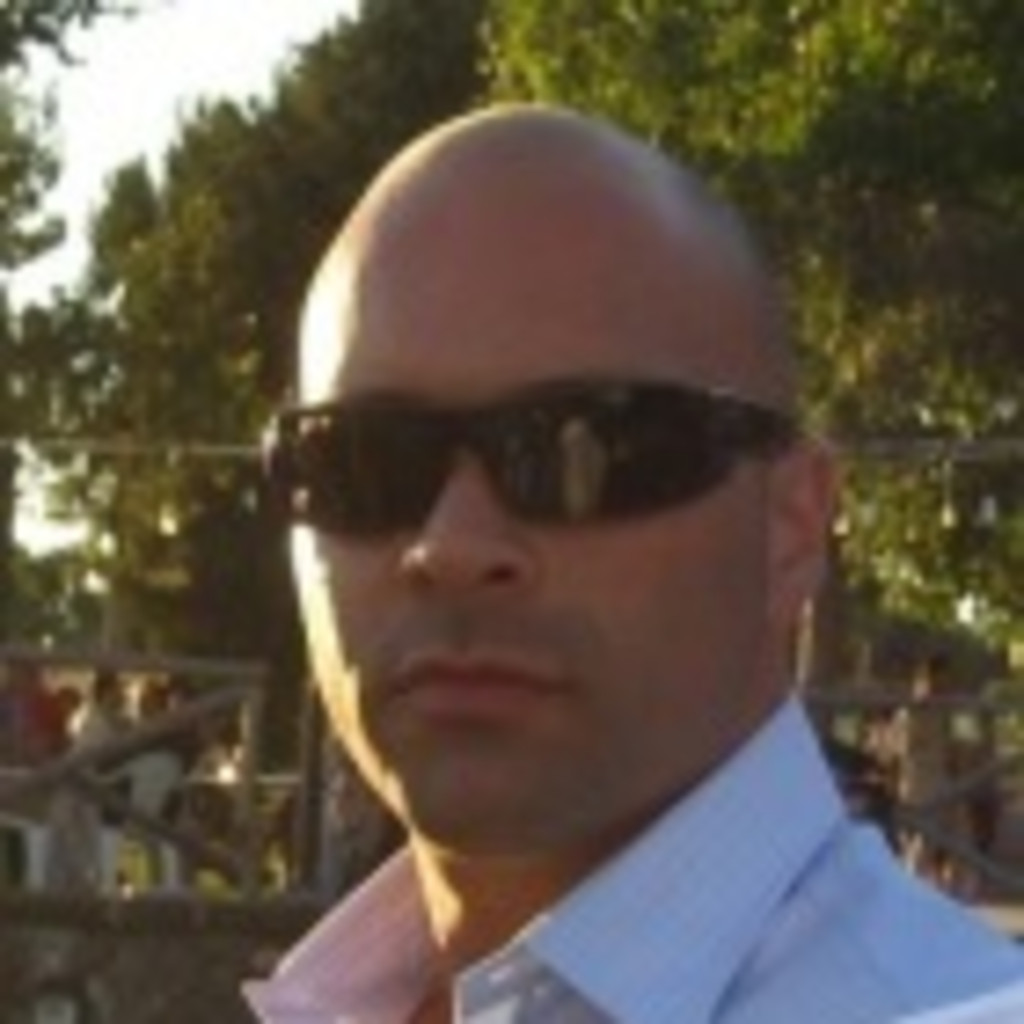 Aldo Leon Brand Marketing Coordinator General Motors European