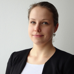Lisa Weinhold