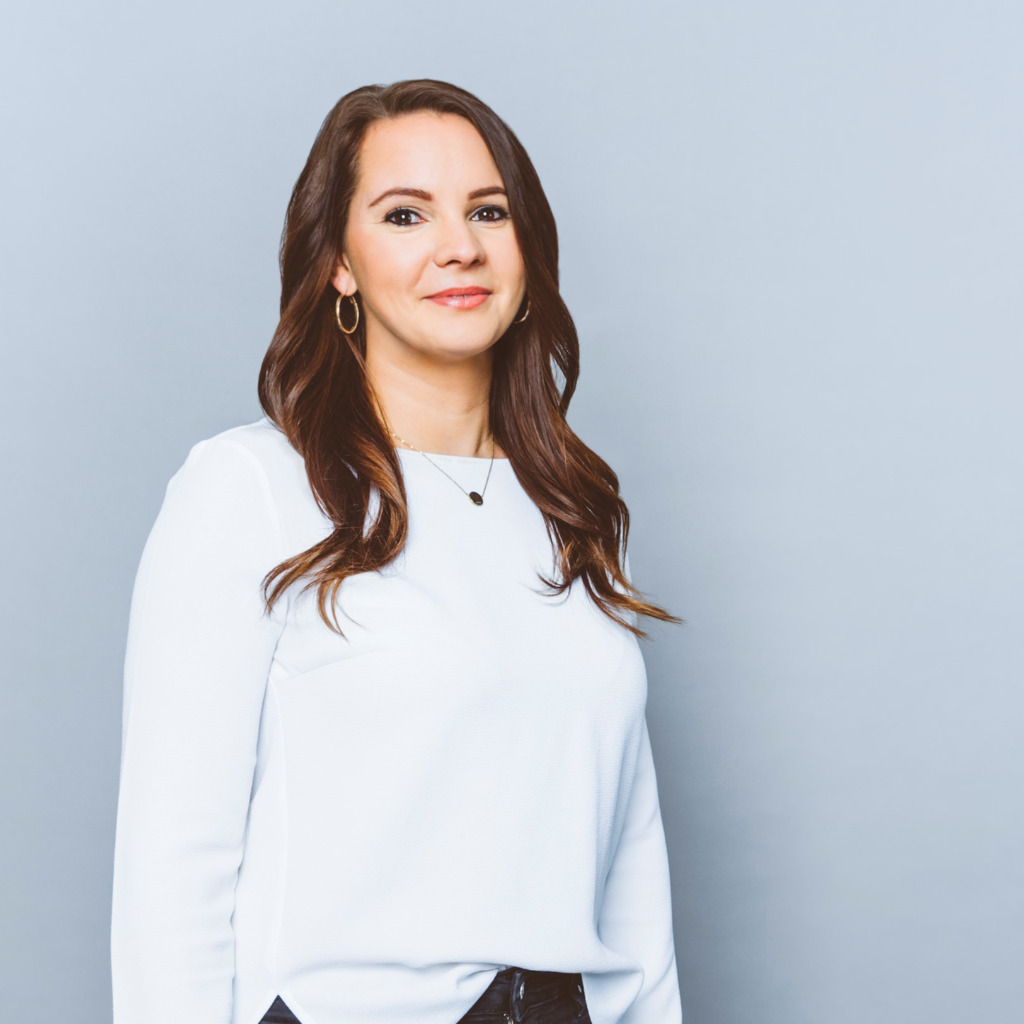 Laura Adams Einkauf Reimport / Medical Cannabis CC Pharma GmbH XING