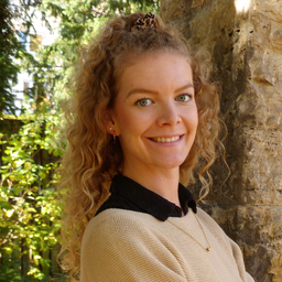 Nina Büker